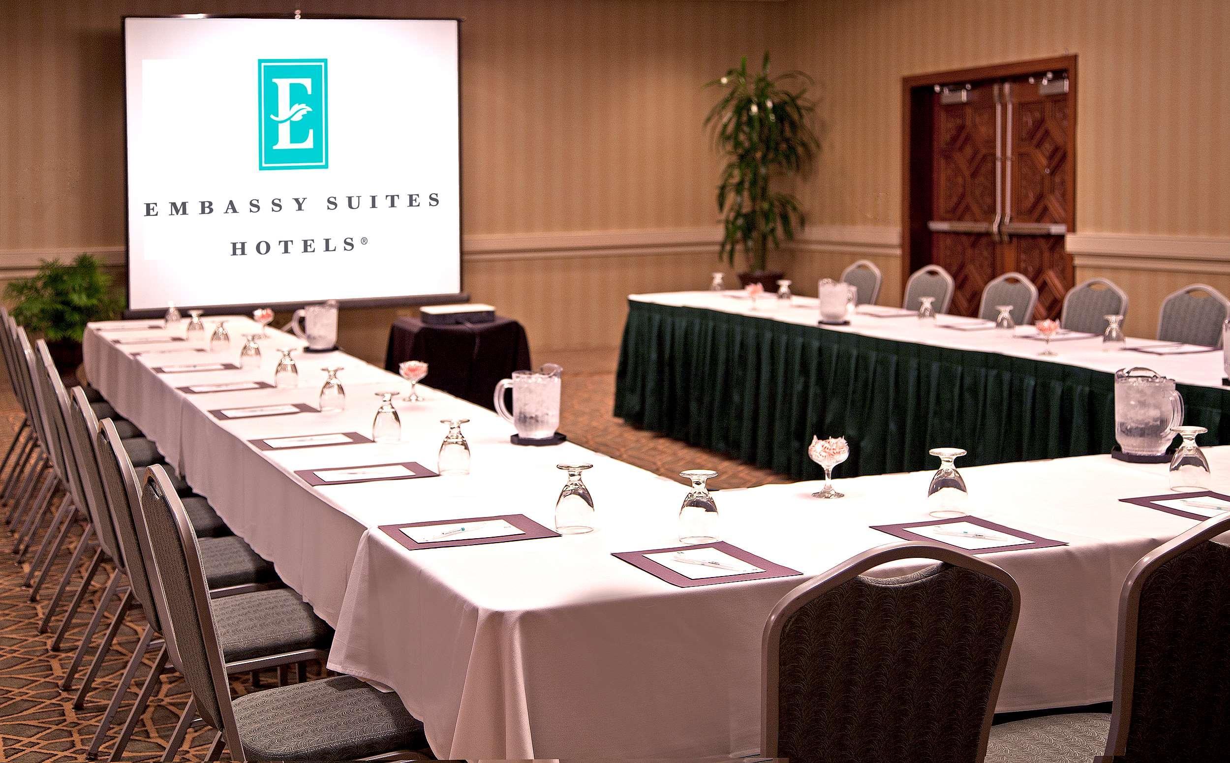 Embassy Suites By Hilton Chicago Schaumburg Woodfield Eksteriør bilde