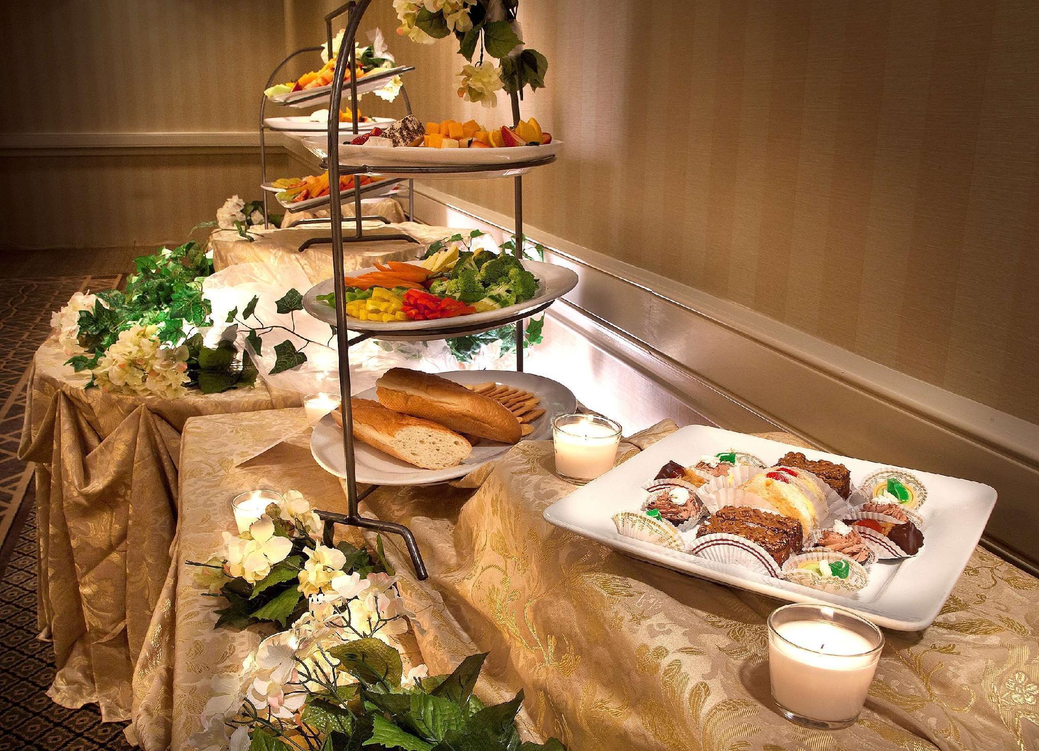 Embassy Suites By Hilton Chicago Schaumburg Woodfield Restaurant bilde