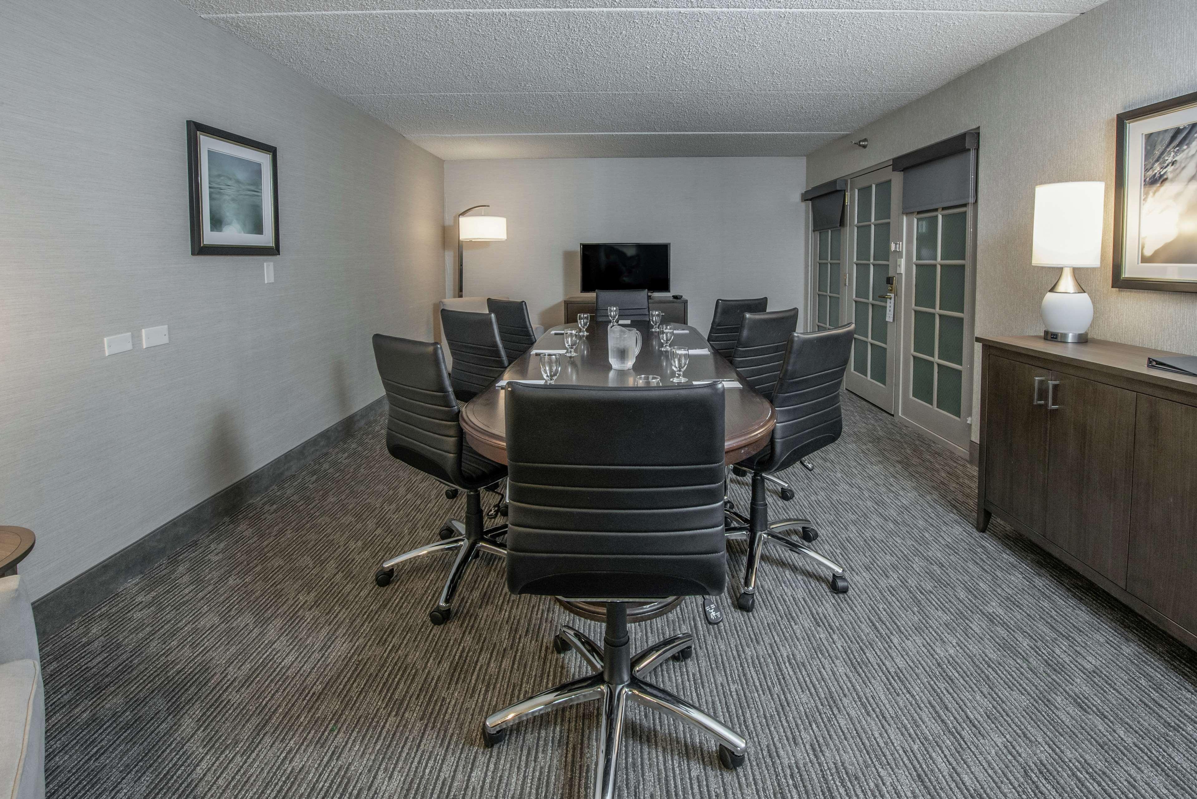 Embassy Suites By Hilton Chicago Schaumburg Woodfield Eksteriør bilde
