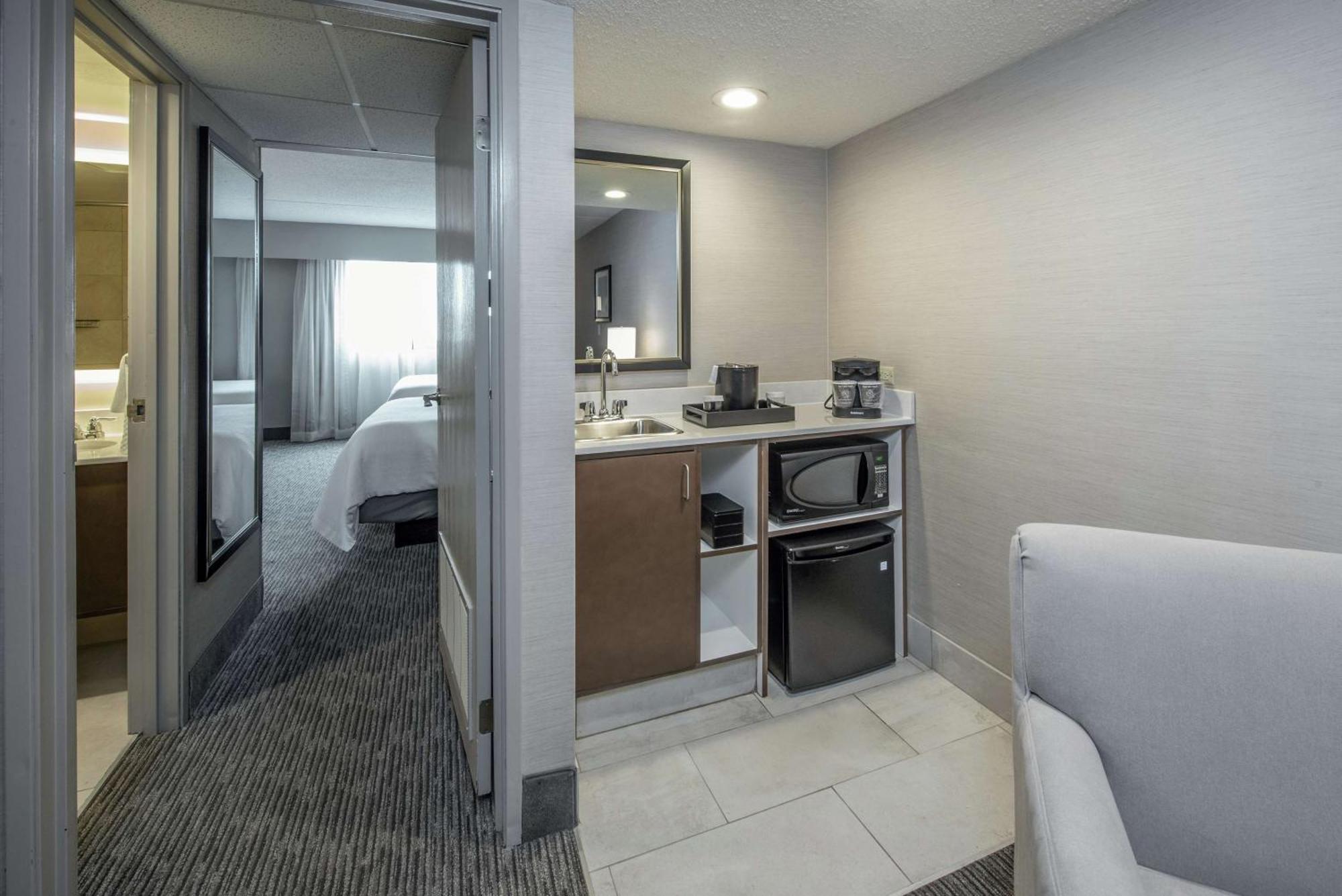 Embassy Suites By Hilton Chicago Schaumburg Woodfield Eksteriør bilde
