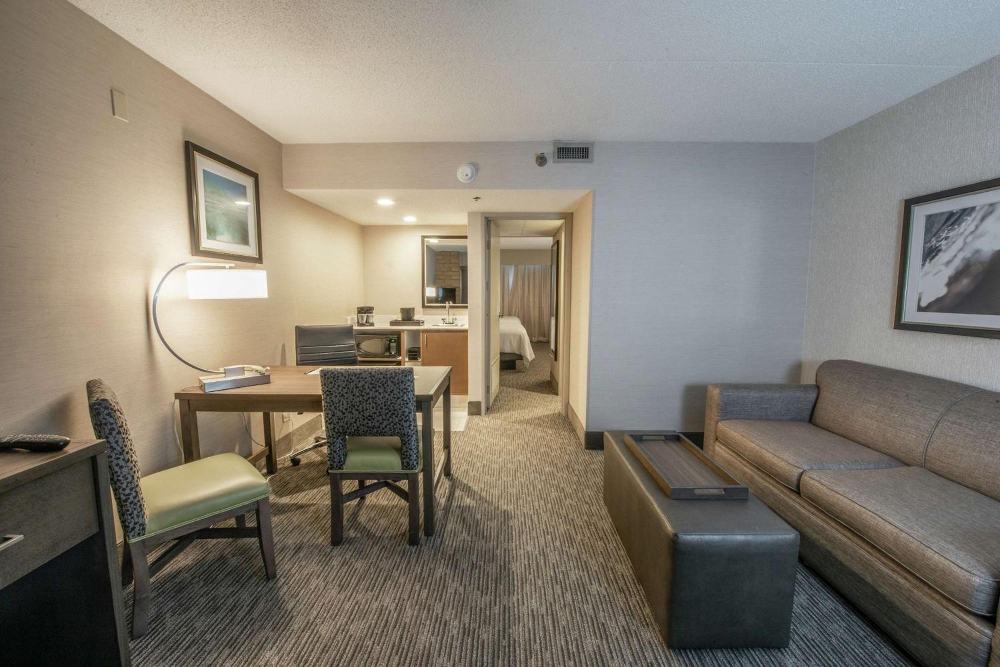 Embassy Suites By Hilton Chicago Schaumburg Woodfield Eksteriør bilde