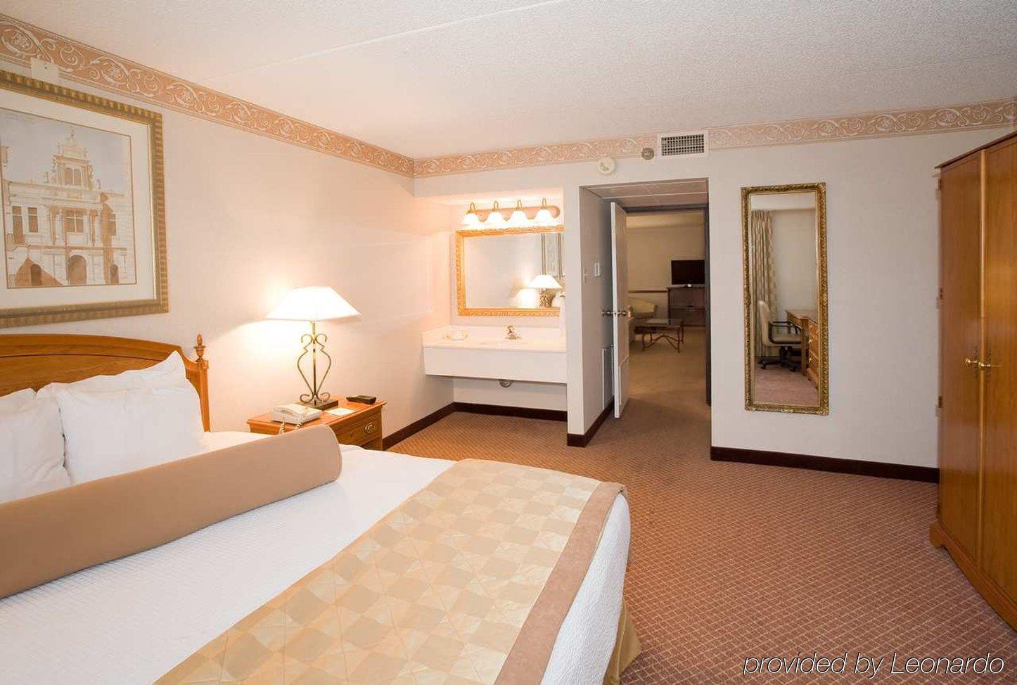 Embassy Suites By Hilton Chicago Schaumburg Woodfield Rom bilde