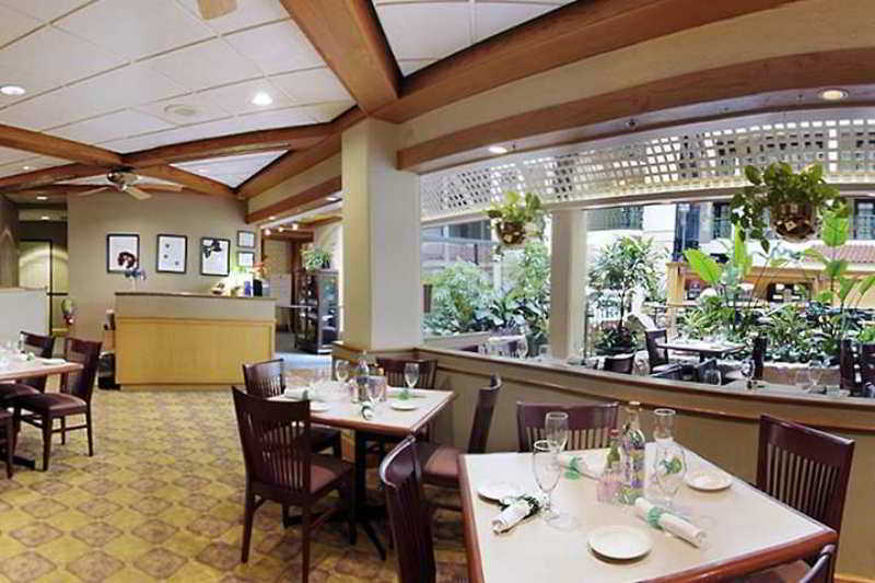 Embassy Suites By Hilton Chicago Schaumburg Woodfield Restaurant bilde